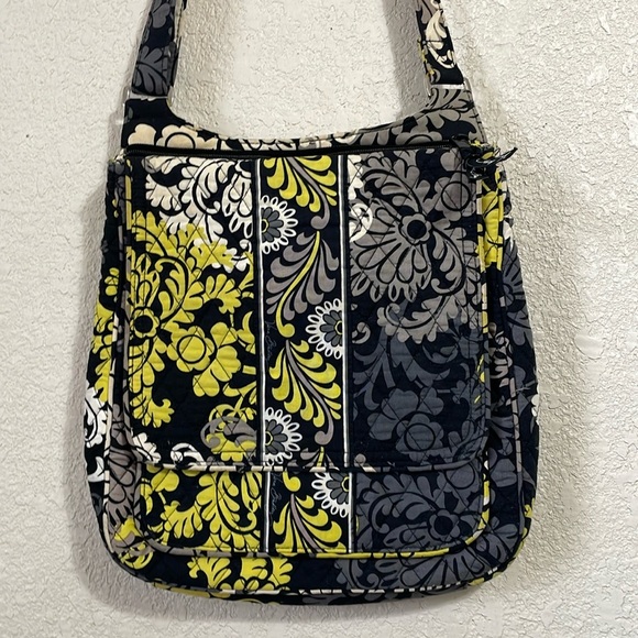 Vera Bradley Handbags - Vera Bradley Shoulder Bag
